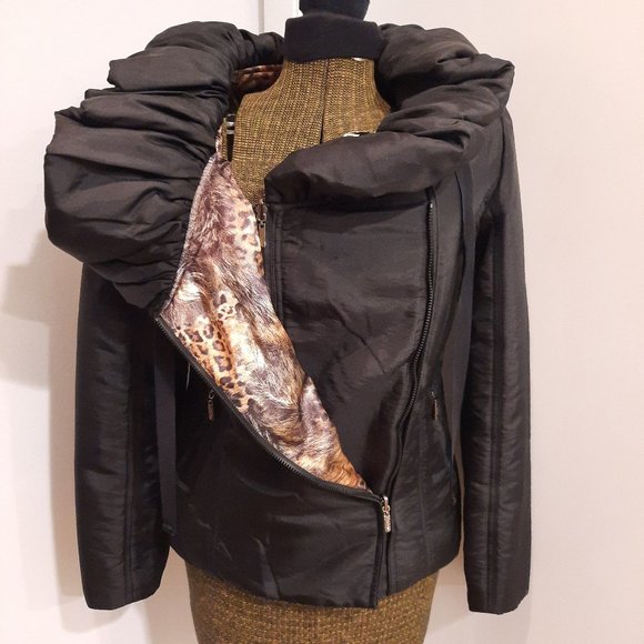 Lindi Reversible Black Animal Print Jacket - Picture 2 of 8